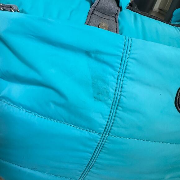 Lululemon Quilted Duffle Bag With Shoulder Strap Turquoise Weekender‎ - Picture 2 of 16